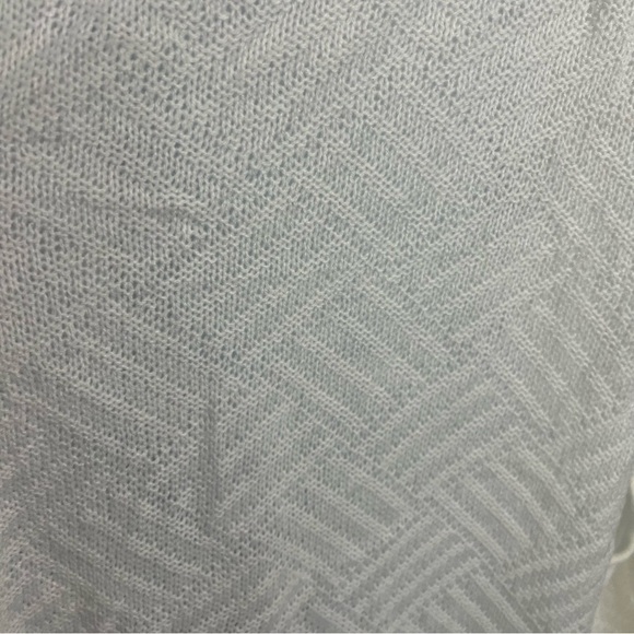 Wrap with arm holes NEW - Picture 3 of 8